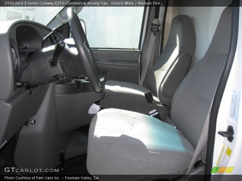 Oxford White / Medium Flint 2006 Ford E Series Cutaway E350 Commercial Moving Van