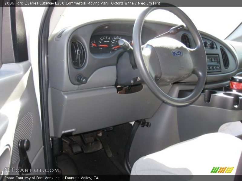Oxford White / Medium Flint 2006 Ford E Series Cutaway E350 Commercial Moving Van