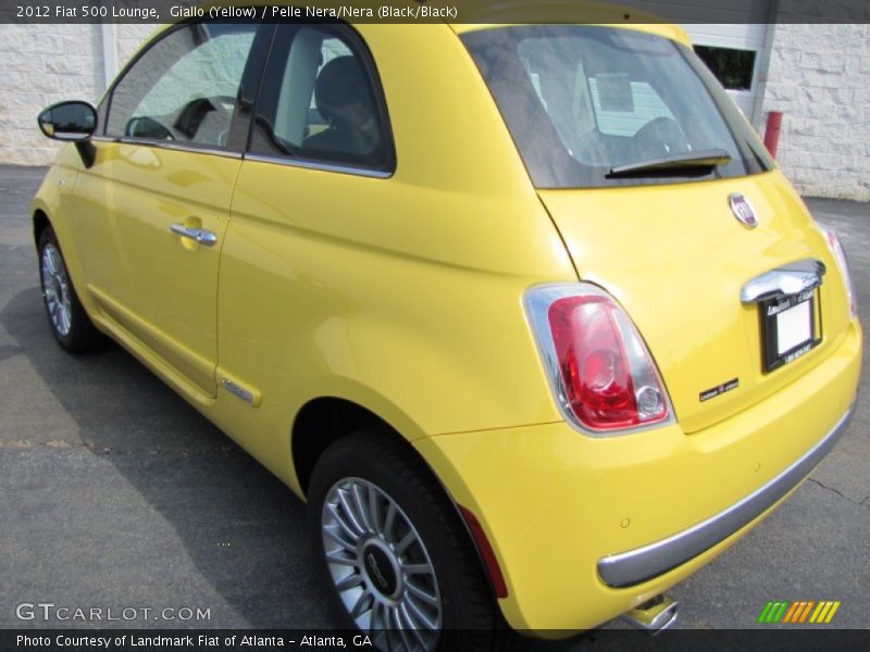 Giallo (Yellow) / Pelle Nera/Nera (Black/Black) 2012 Fiat 500 Lounge