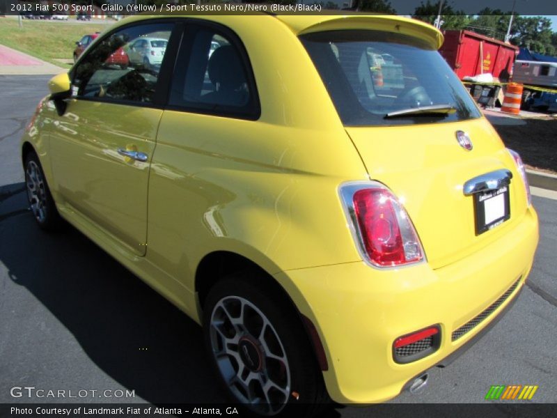 Giallo (Yellow) / Sport Tessuto Nero/Nero (Black/Black) 2012 Fiat 500 Sport