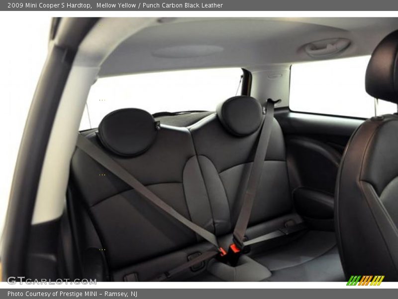 Mellow Yellow / Punch Carbon Black Leather 2009 Mini Cooper S Hardtop