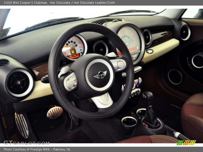 Hot Chocolate / Hot Chocolate Leather/Cloth 2009 Mini Cooper S Clubman