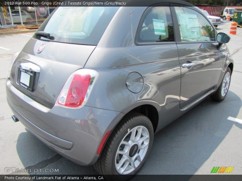 Grigio (Grey) / Tessuto Grigio/Nero (Grey/Black) 2012 Fiat 500 Pop