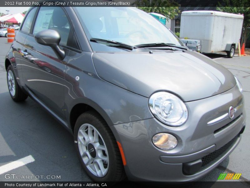 Grigio (Grey) / Tessuto Grigio/Nero (Grey/Black) 2012 Fiat 500 Pop