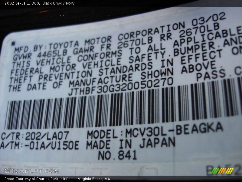 Black Onyx / Ivory 2002 Lexus ES 300