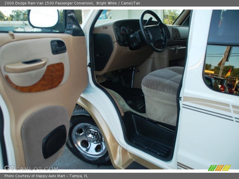 Bright White / Camel/Tan 2000 Dodge Ram Van 1500 Passenger Conversion