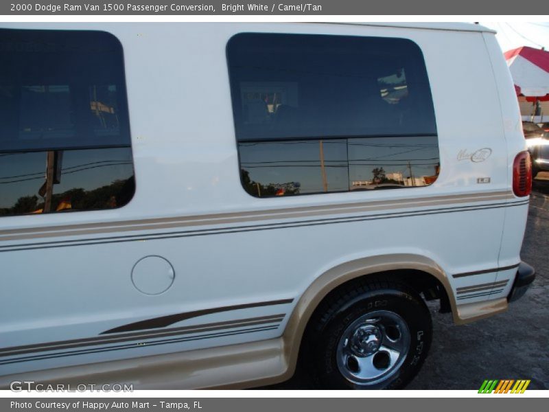 Bright White / Camel/Tan 2000 Dodge Ram Van 1500 Passenger Conversion