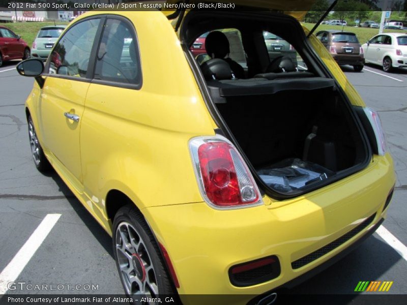  2012 500 Sport Trunk