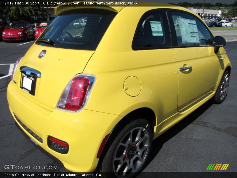 Giallo (Yellow) / Sport Tessuto Nero/Nero (Black/Black) 2012 Fiat 500 Sport