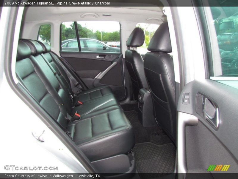 Alpine Grey Metallic / Charcoal 2009 Volkswagen Tiguan SE