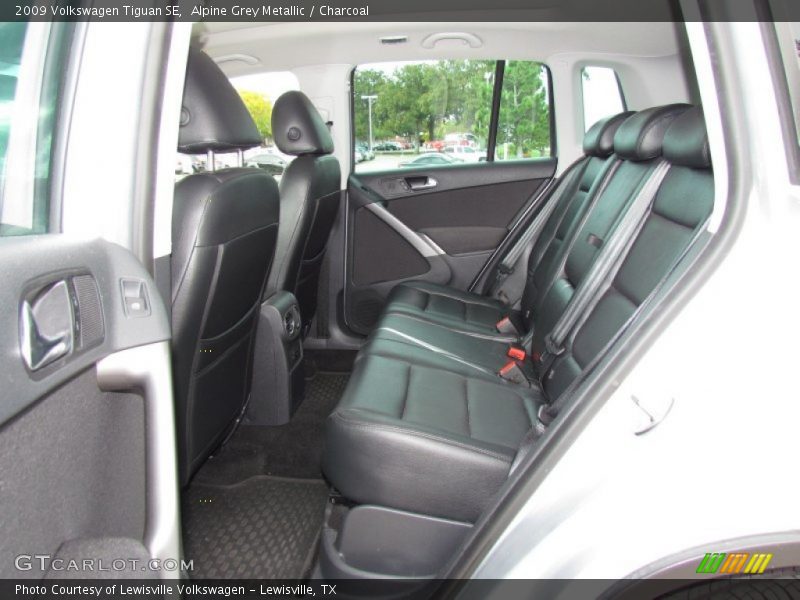 Alpine Grey Metallic / Charcoal 2009 Volkswagen Tiguan SE