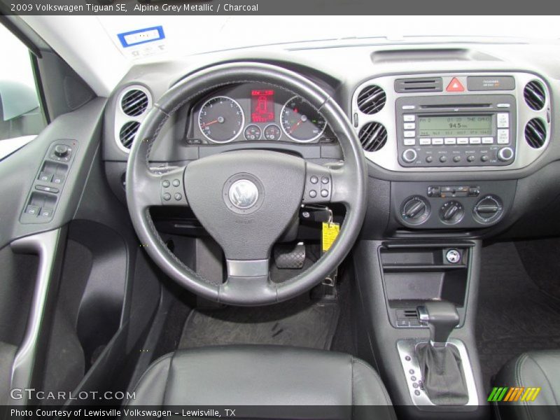 Alpine Grey Metallic / Charcoal 2009 Volkswagen Tiguan SE