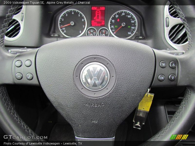 Alpine Grey Metallic / Charcoal 2009 Volkswagen Tiguan SE