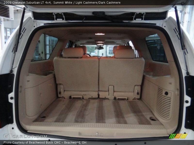 Summit White / Light Cashmere/Dark Cashmere 2009 Chevrolet Suburban LT 4x4
