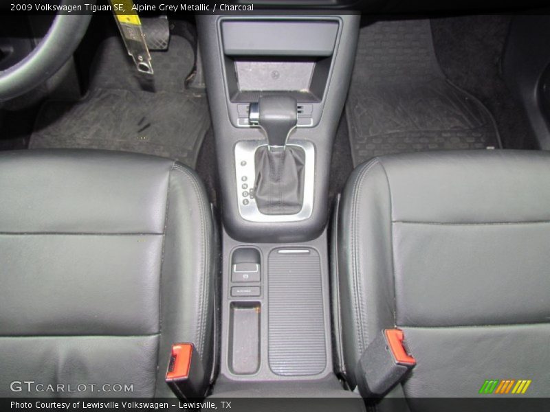 Alpine Grey Metallic / Charcoal 2009 Volkswagen Tiguan SE
