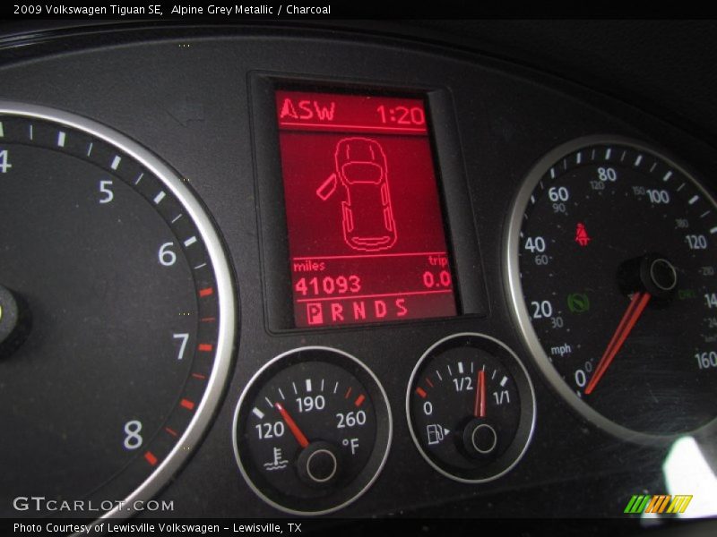 Alpine Grey Metallic / Charcoal 2009 Volkswagen Tiguan SE