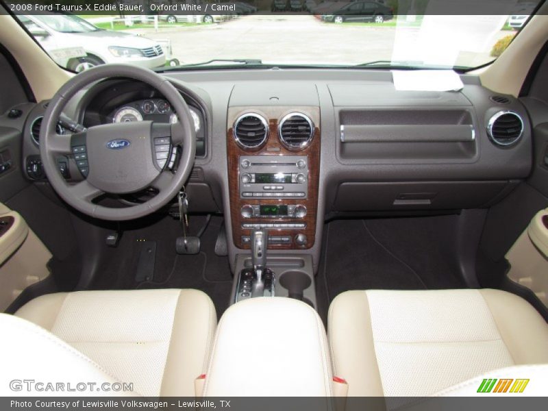 Dashboard of 2008 Taurus X Eddie Bauer