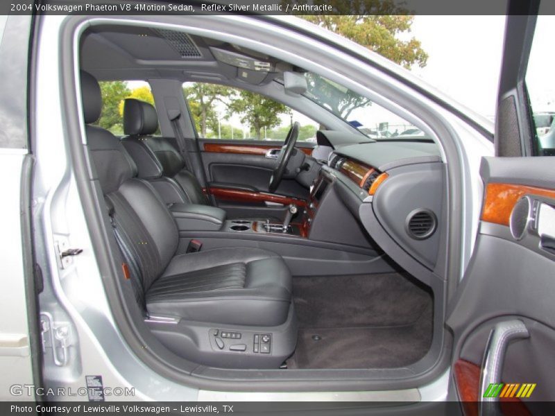 Passengers seat in Anthracite Black leather - 2004 Volkswagen Phaeton V8 4Motion Sedan