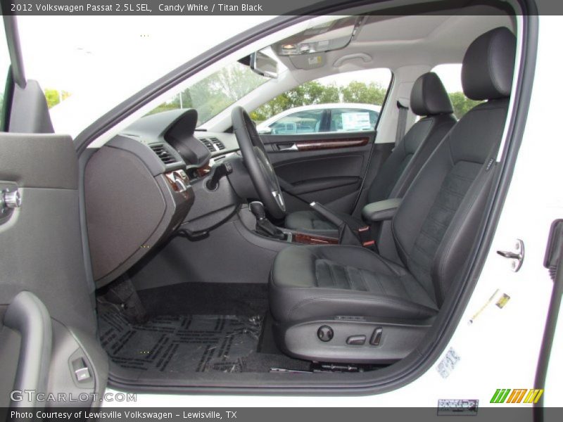  2012 Passat 2.5L SEL Titan Black Interior