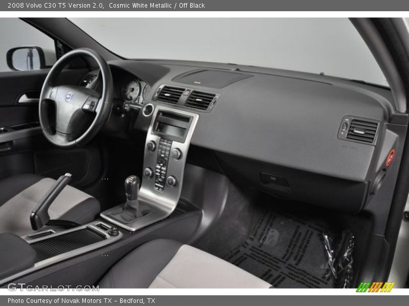 Cosmic White Metallic / Off Black 2008 Volvo C30 T5 Version 2.0