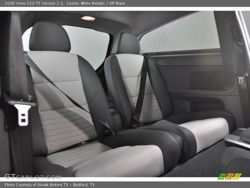 Cosmic White Metallic / Off Black 2008 Volvo C30 T5 Version 2.0