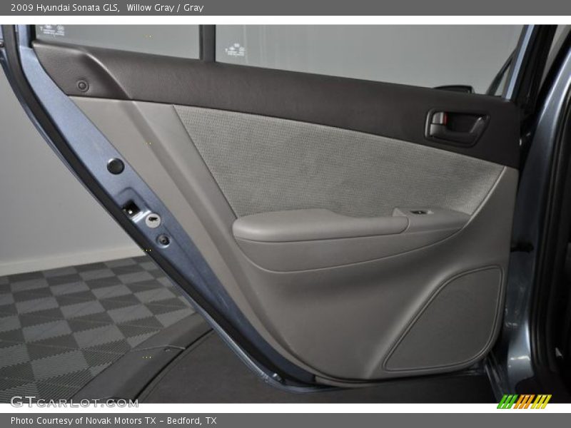 Willow Gray / Gray 2009 Hyundai Sonata GLS