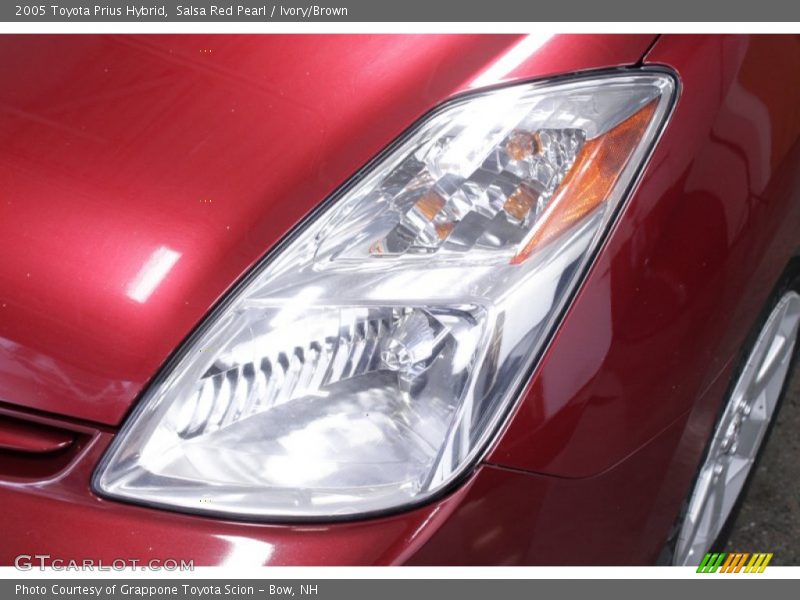 Salsa Red Pearl / Ivory/Brown 2005 Toyota Prius Hybrid