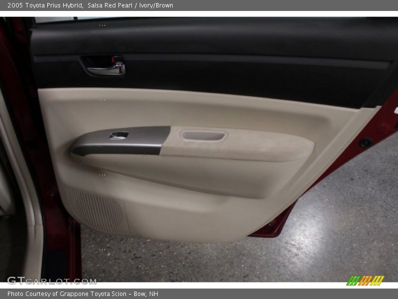 Salsa Red Pearl / Ivory/Brown 2005 Toyota Prius Hybrid