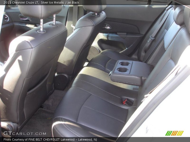 Silver Ice Metallic / Jet Black 2011 Chevrolet Cruze LT