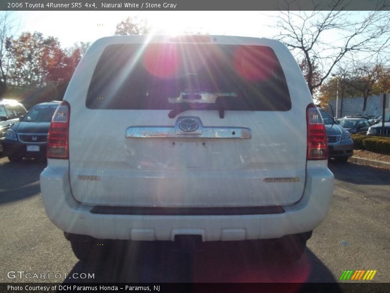 Natural White / Stone Gray 2006 Toyota 4Runner SR5 4x4