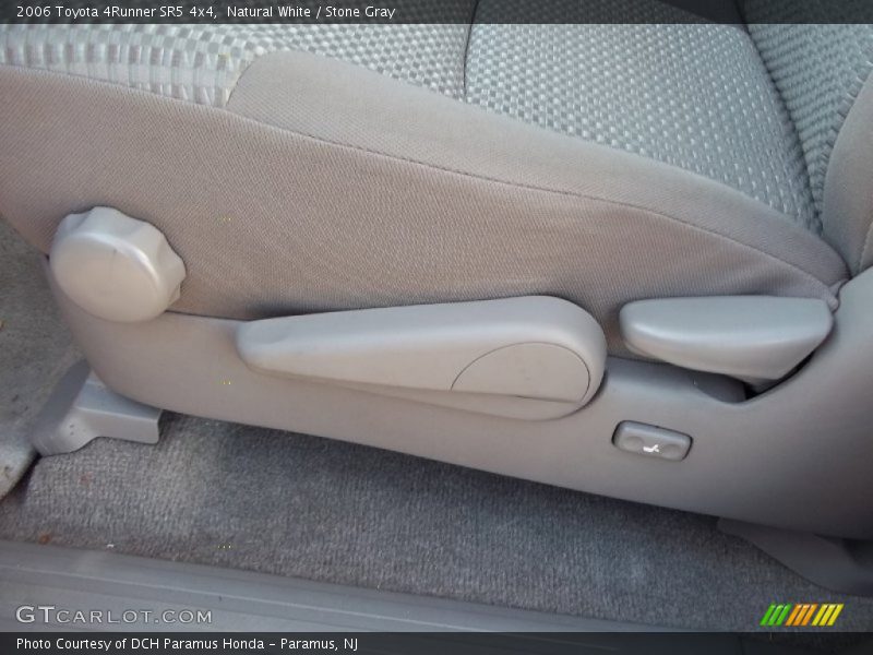 Natural White / Stone Gray 2006 Toyota 4Runner SR5 4x4