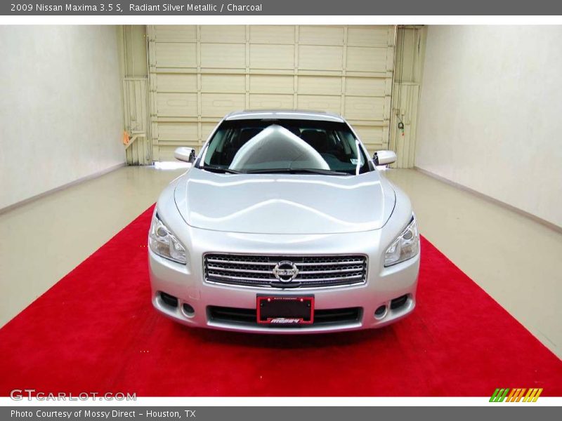 Radiant Silver Metallic / Charcoal 2009 Nissan Maxima 3.5 S