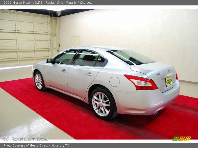 Radiant Silver Metallic / Charcoal 2009 Nissan Maxima 3.5 S