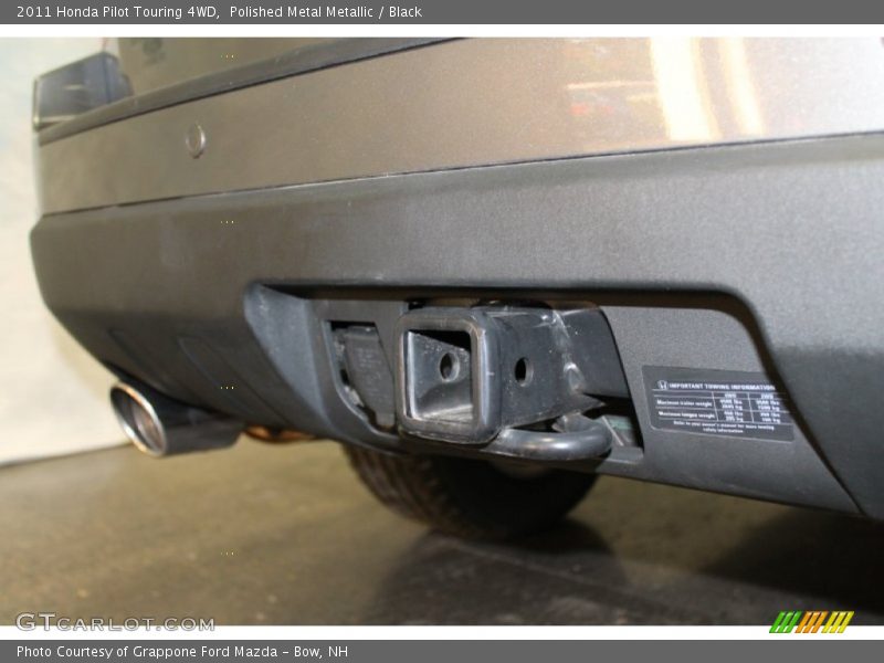 Polished Metal Metallic / Black 2011 Honda Pilot Touring 4WD