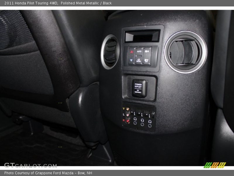 Polished Metal Metallic / Black 2011 Honda Pilot Touring 4WD