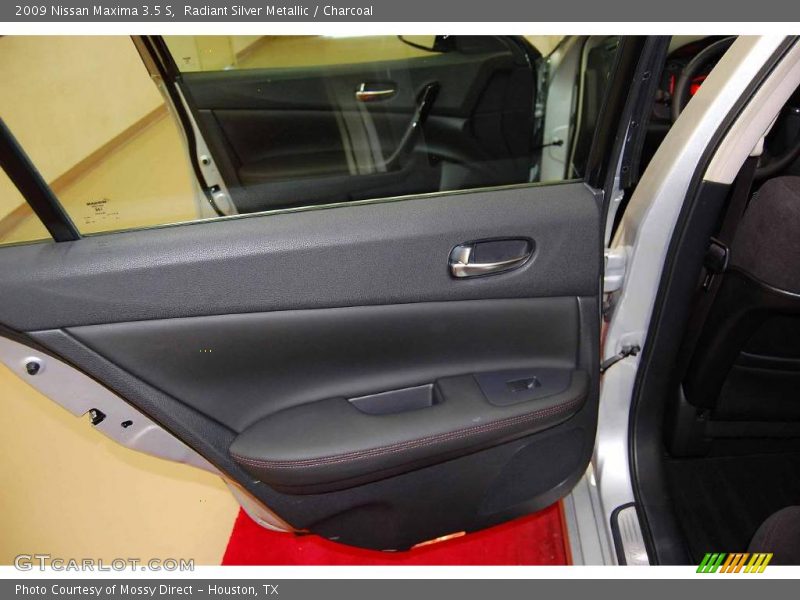 Radiant Silver Metallic / Charcoal 2009 Nissan Maxima 3.5 S