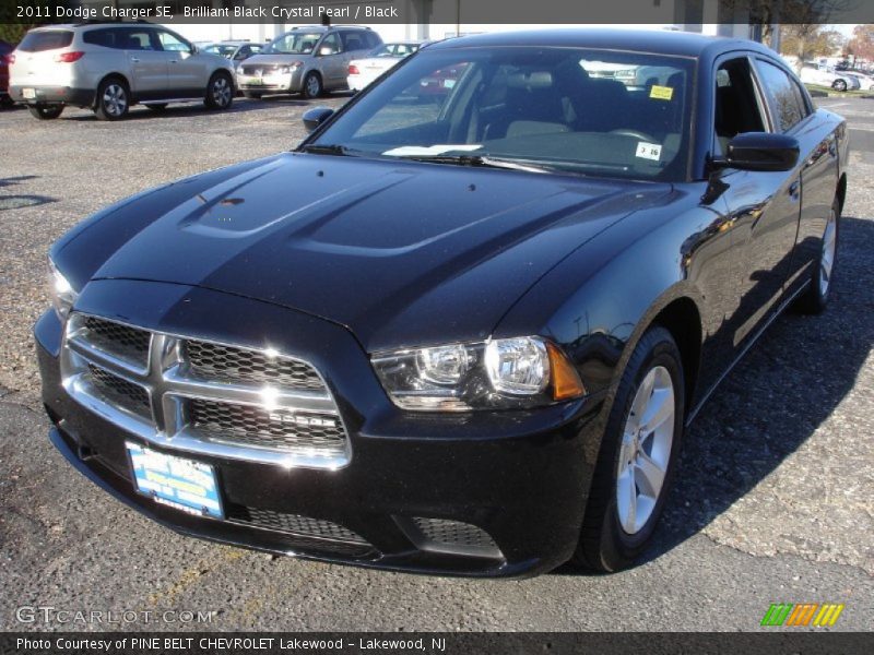 Brilliant Black Crystal Pearl / Black 2011 Dodge Charger SE
