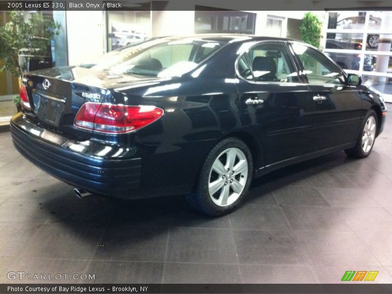 Black Onyx / Black 2005 Lexus ES 330