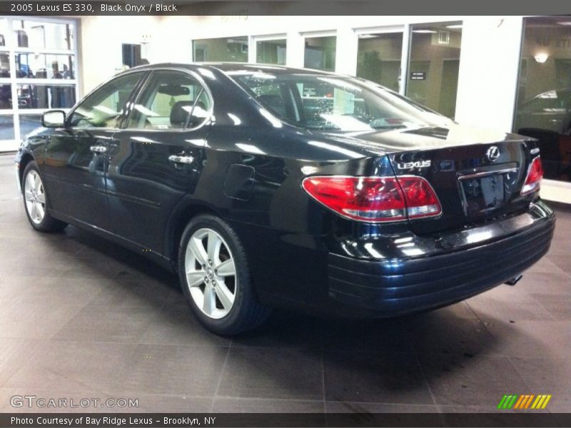 Black Onyx / Black 2005 Lexus ES 330