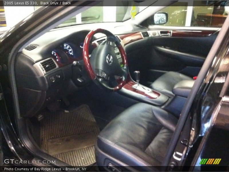 Black Onyx / Black 2005 Lexus ES 330