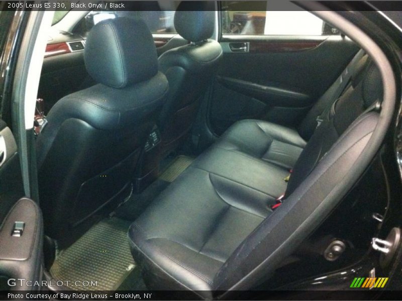 Black Onyx / Black 2005 Lexus ES 330