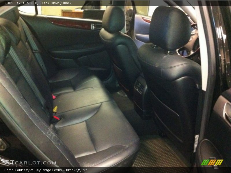 Black Onyx / Black 2005 Lexus ES 330
