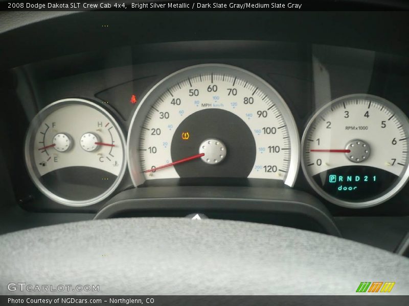 Bright Silver Metallic / Dark Slate Gray/Medium Slate Gray 2008 Dodge Dakota SLT Crew Cab 4x4