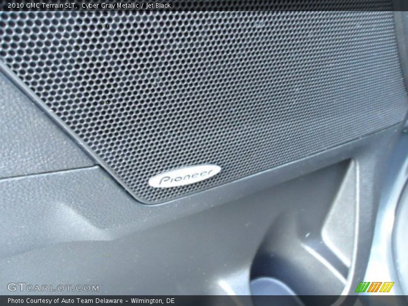 Cyber Gray Metallic / Jet Black 2010 GMC Terrain SLT