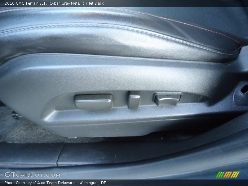 Cyber Gray Metallic / Jet Black 2010 GMC Terrain SLT