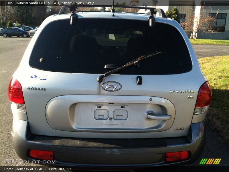 Smart Silver / Gray 2005 Hyundai Santa Fe GLS 4WD