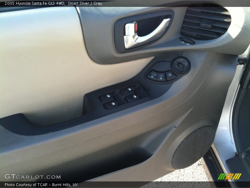 Smart Silver / Gray 2005 Hyundai Santa Fe GLS 4WD