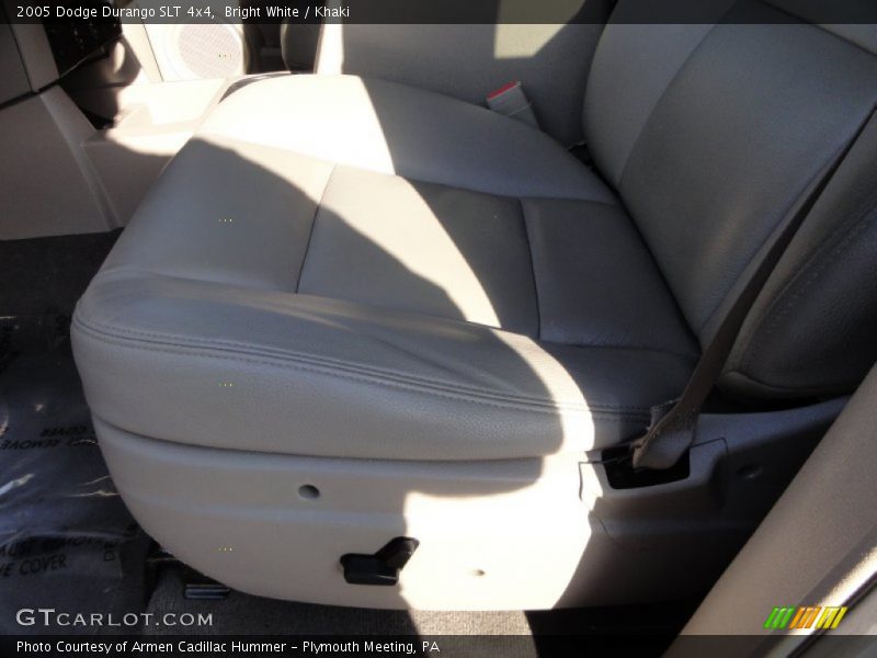 Bright White / Khaki 2005 Dodge Durango SLT 4x4