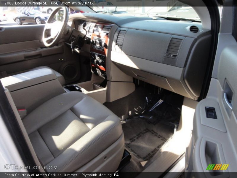 Bright White / Khaki 2005 Dodge Durango SLT 4x4