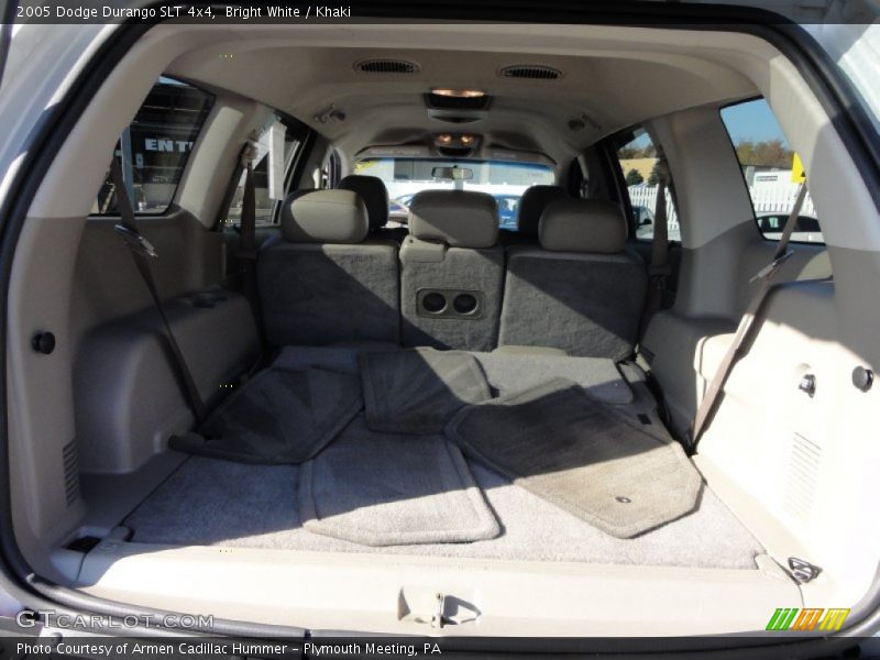 Bright White / Khaki 2005 Dodge Durango SLT 4x4
